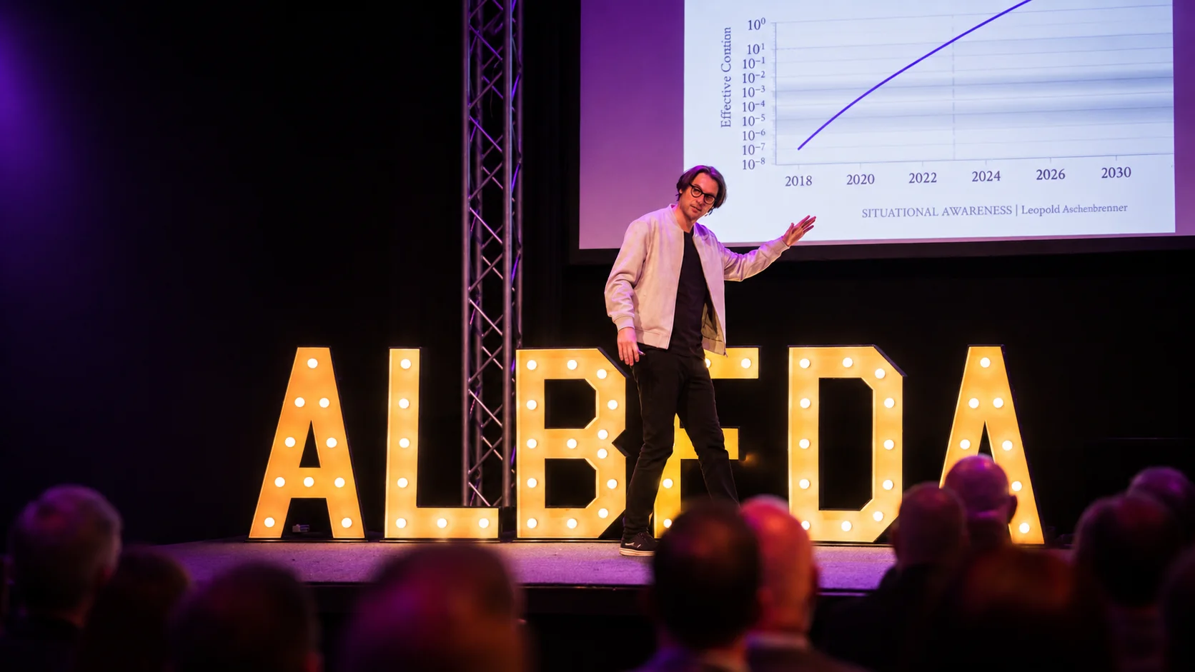 Who is the best AI speaker for healthcare?