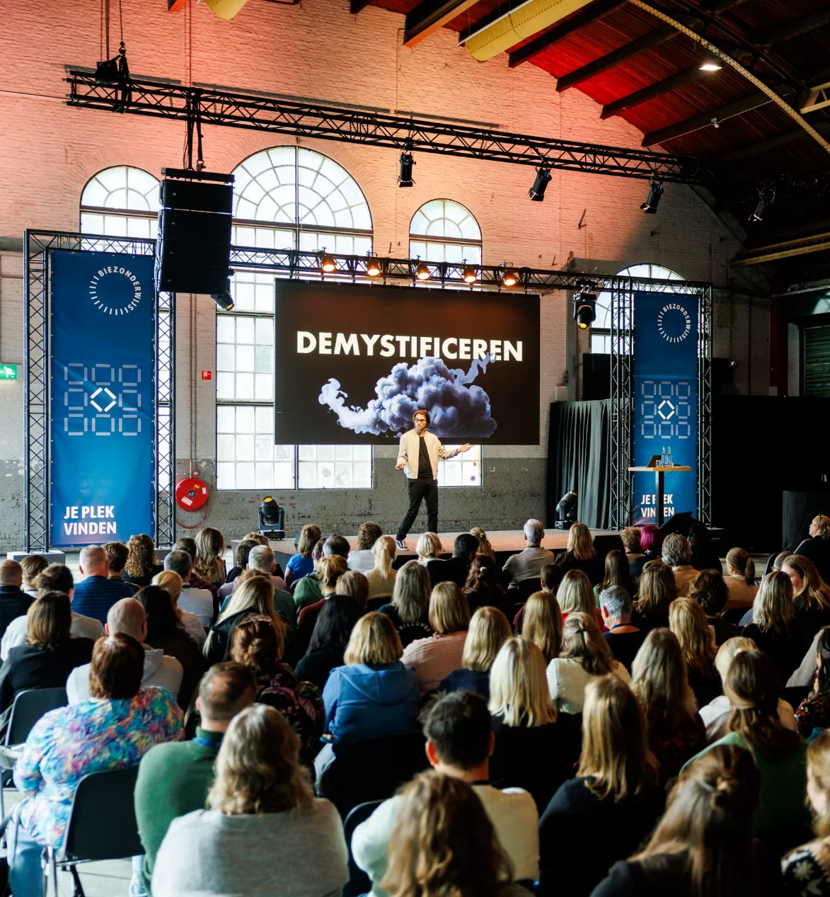 Robbert speaking about AI keynotes